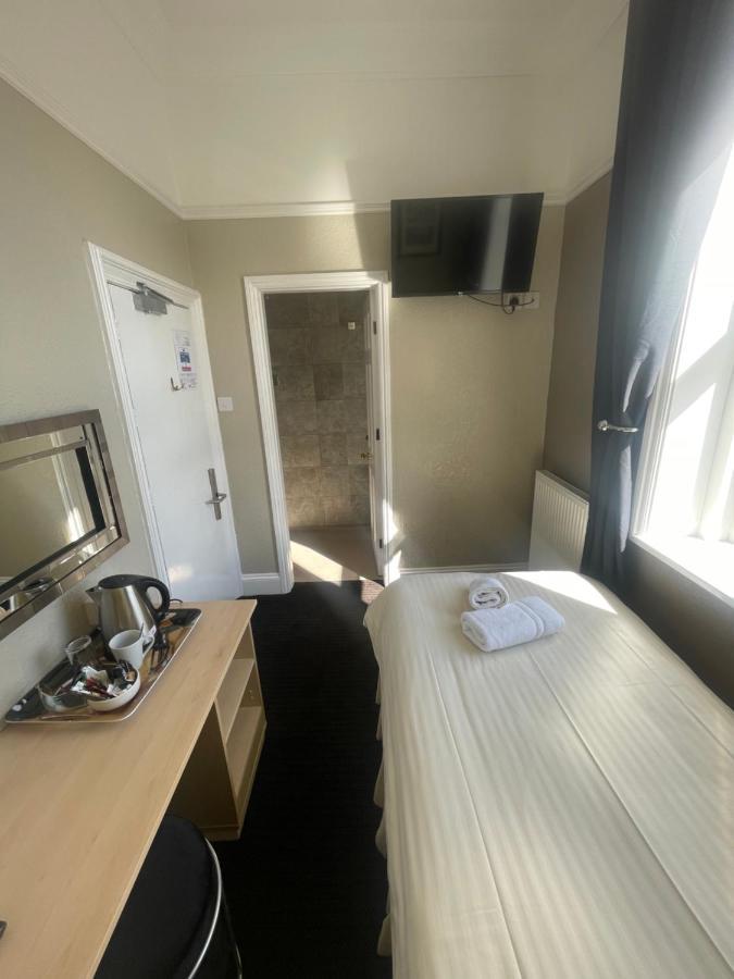 Mansfield Lodge Hotel Ltd ภายนอก รูปภาพ