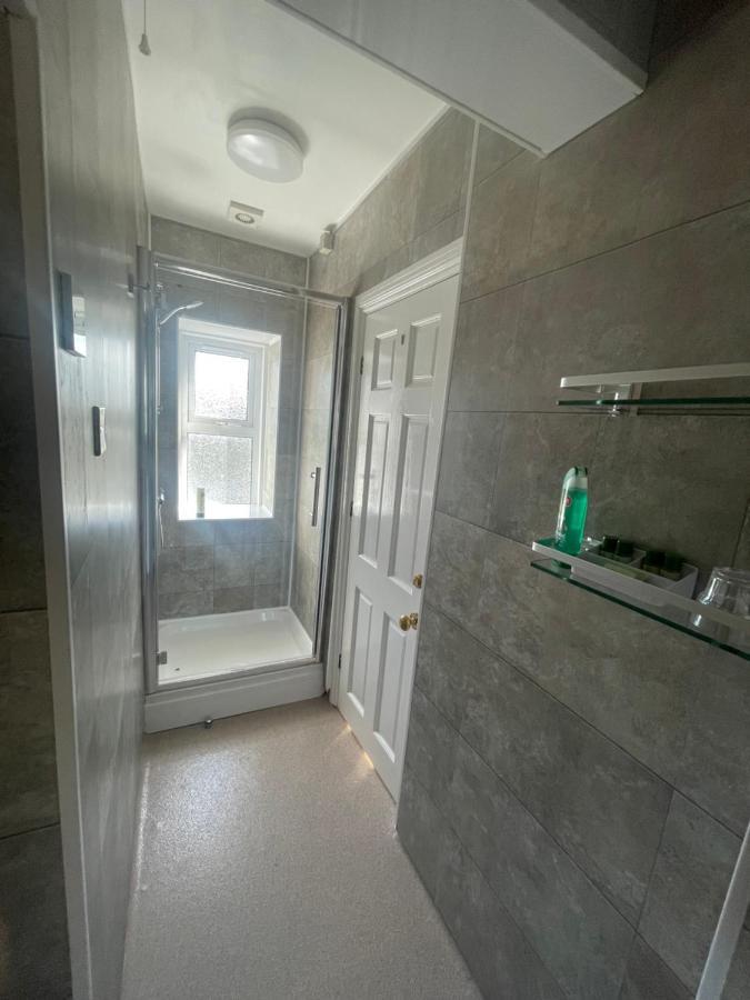 Mansfield Lodge Hotel Ltd ภายนอก รูปภาพ
