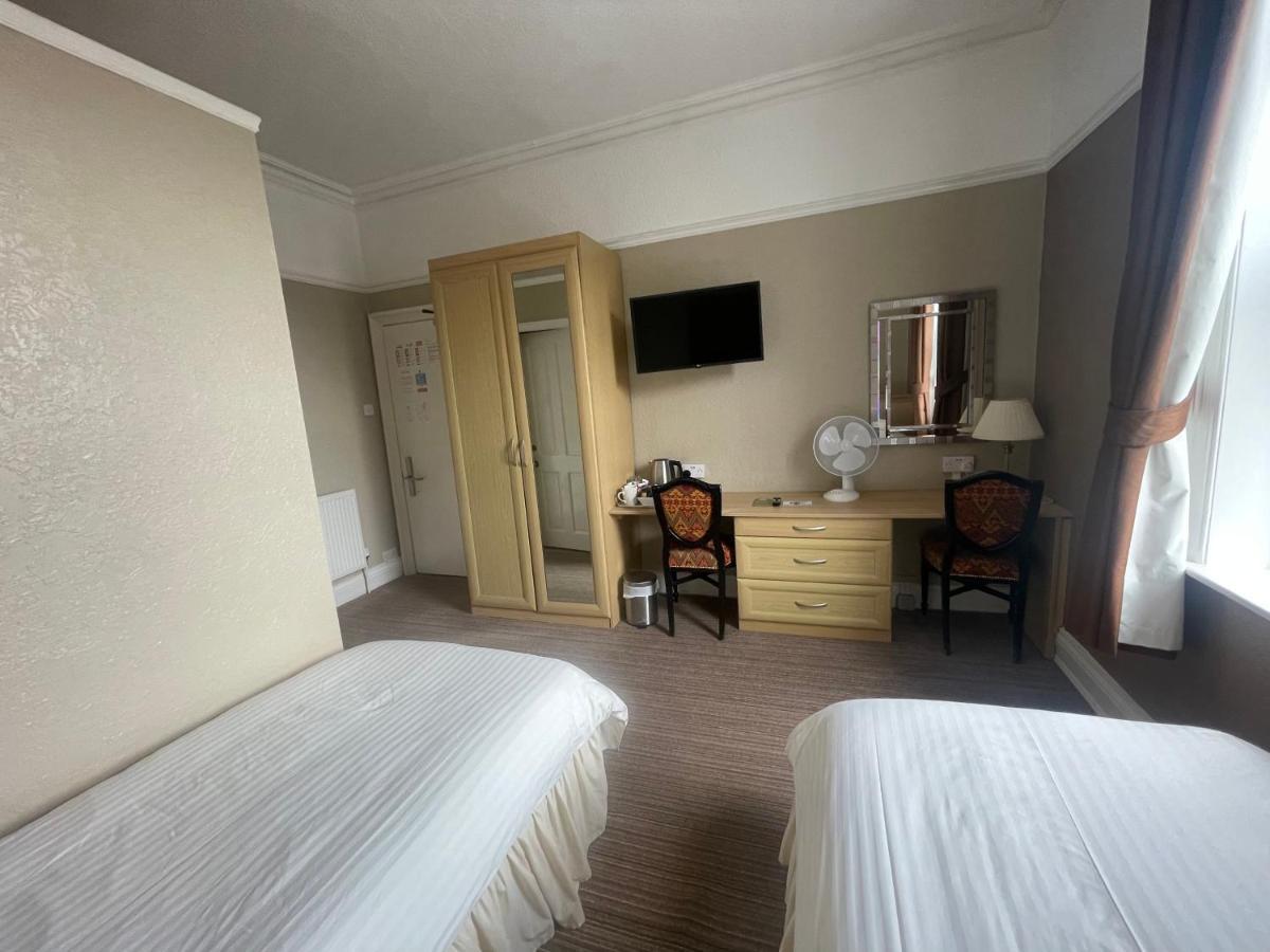 Mansfield Lodge Hotel Ltd ภายนอก รูปภาพ